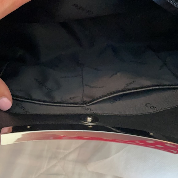 Black Calvin Klein Shoulder Bag with Blue Wallet - Picture 6 of 12